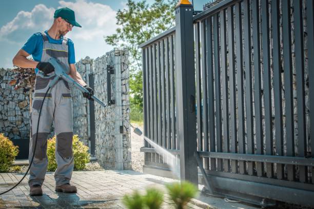 Best Animal Enclosure Cleaning  in Inverness, CA